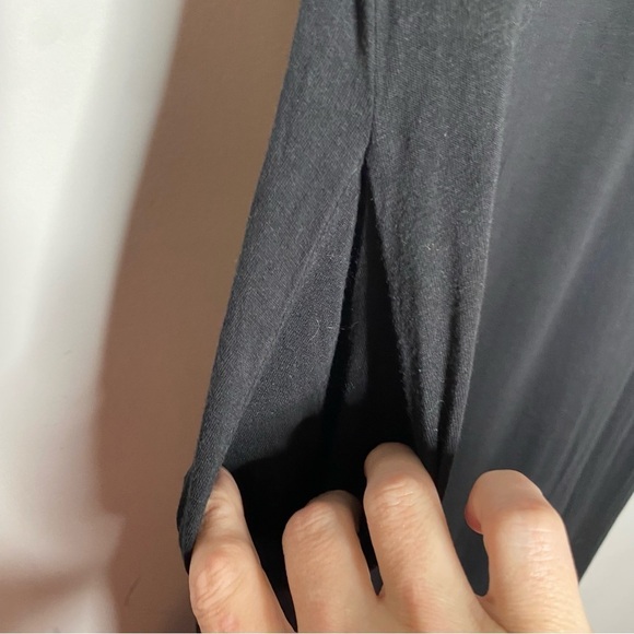 Black Short Sleeve Maxi Dress - Picture 6 of 7